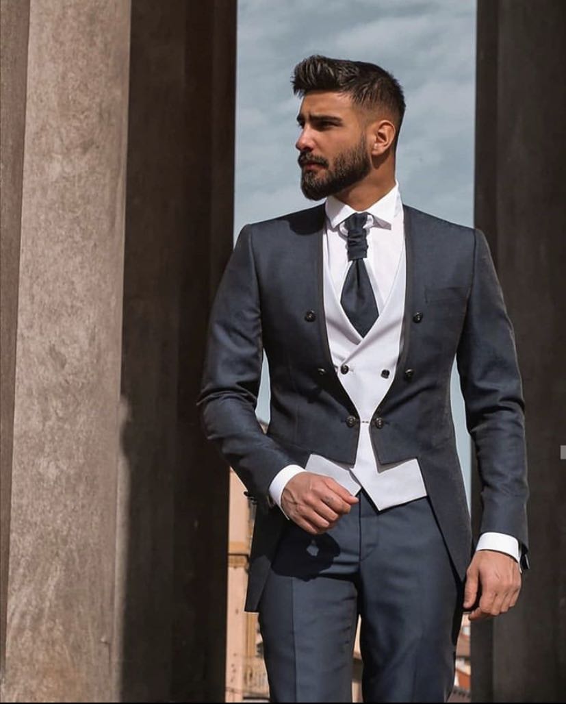 Custom Made 3-Pieces  Blazer Casual Business Gentlemen Groom Suits For Men Wedding Best Man