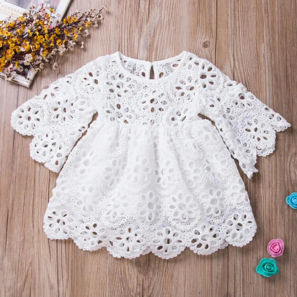 Fashion Family Matching Clothes – White Hollow Floral Lace Dress for Mother &amp; Daughter