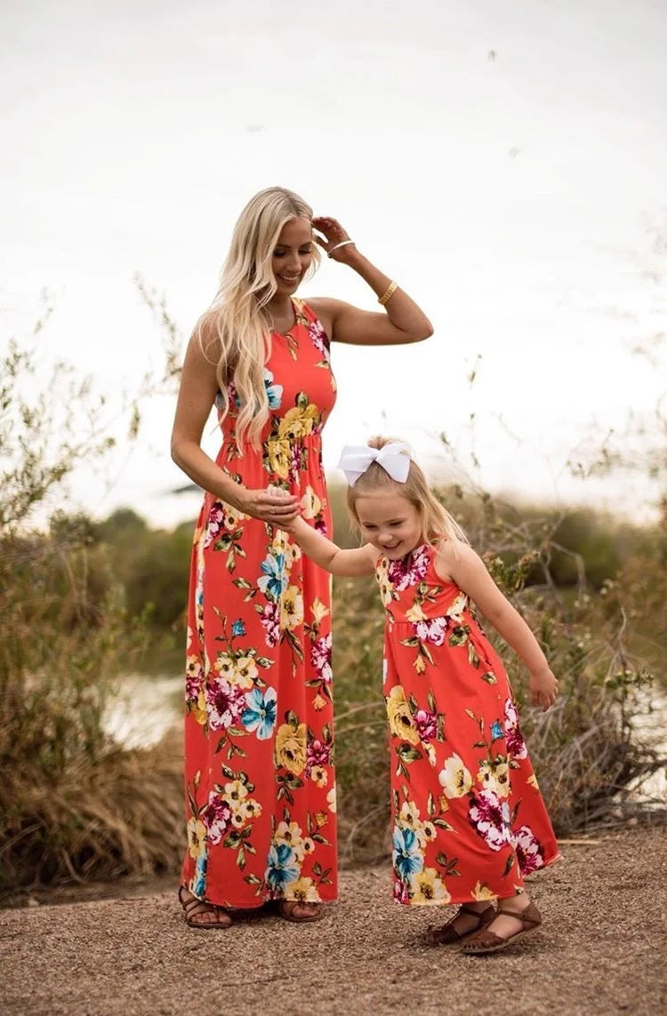 Family Matching Outfits Summer Mom And Kids Dress Girls Flower Matching Dress