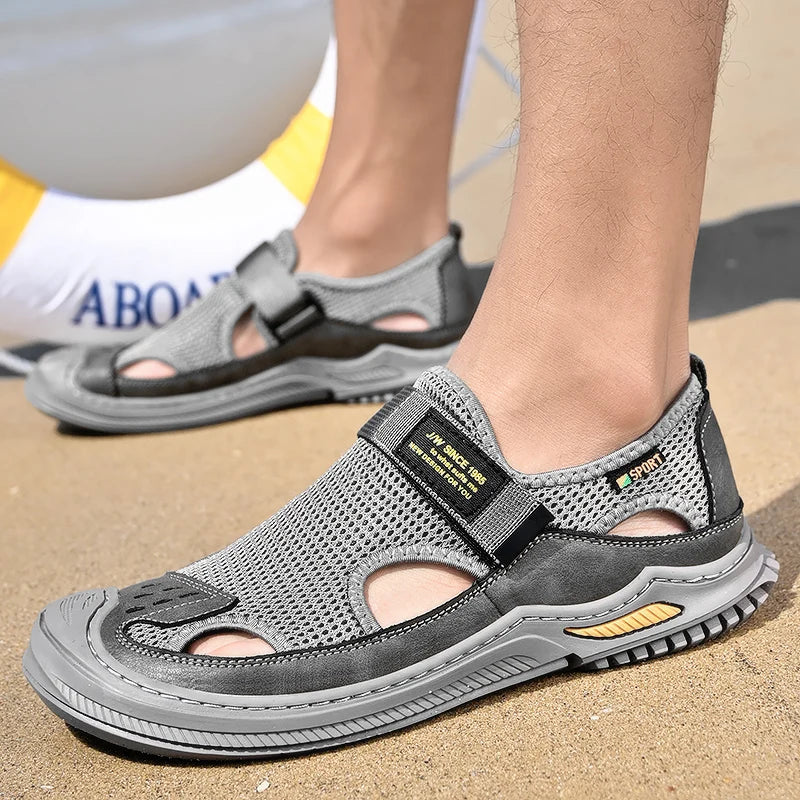 New Men's Sandals Summer Breathable Mesh Sandals Outdoor Casual Lightweight shoes