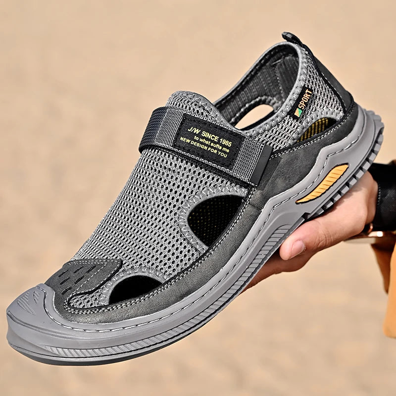 New Men's Sandals Summer Breathable Mesh Sandals Outdoor Casual Lightweight shoes