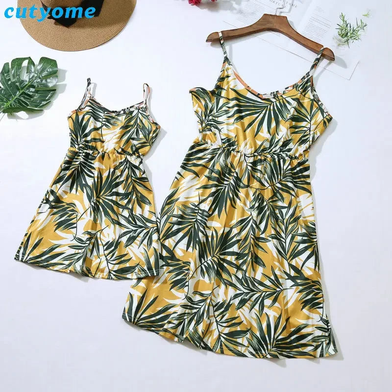 Mother-Daughter Family Matching Outfits Sleeveless Floral Loose  Summer Dress