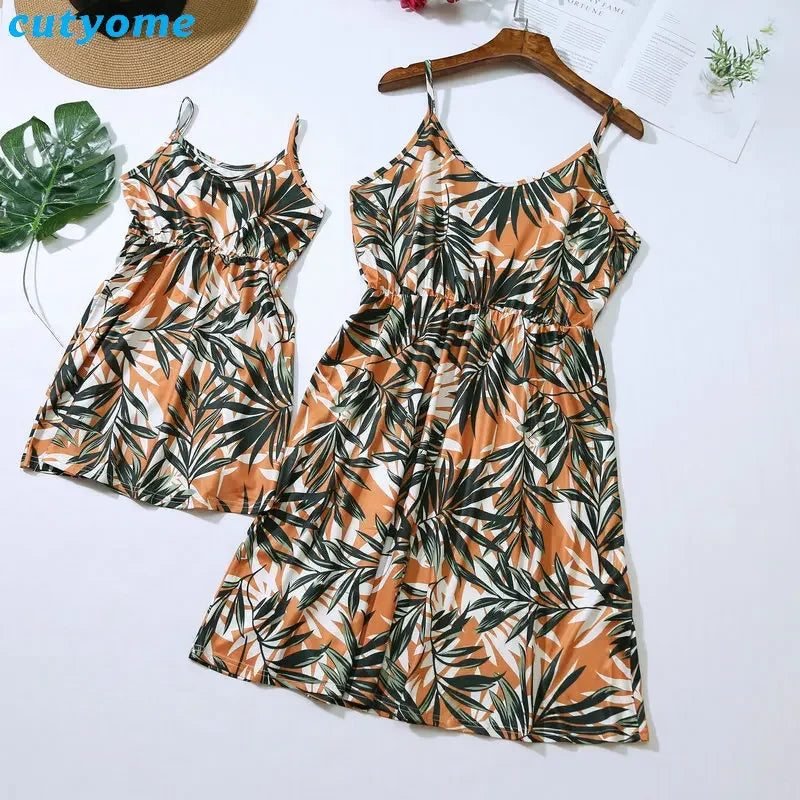 Mother-Daughter Family Matching Outfits Sleeveless Floral Loose  Summer Dress