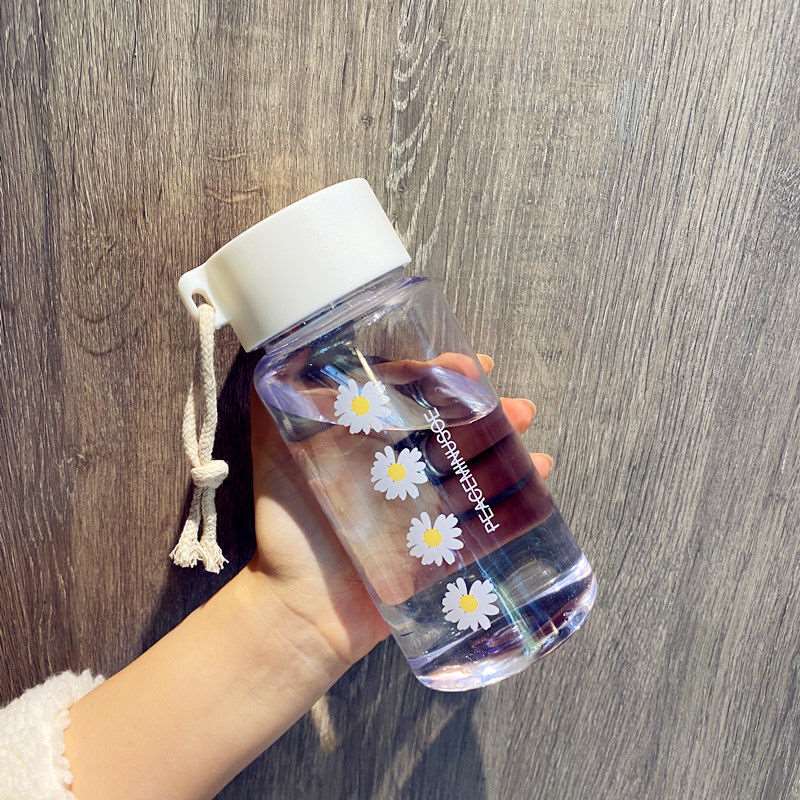 500ml Small Daisy Transparent Plastic Water Bottles BPA Free Creative Frosted Water Bottle With Portable Rope