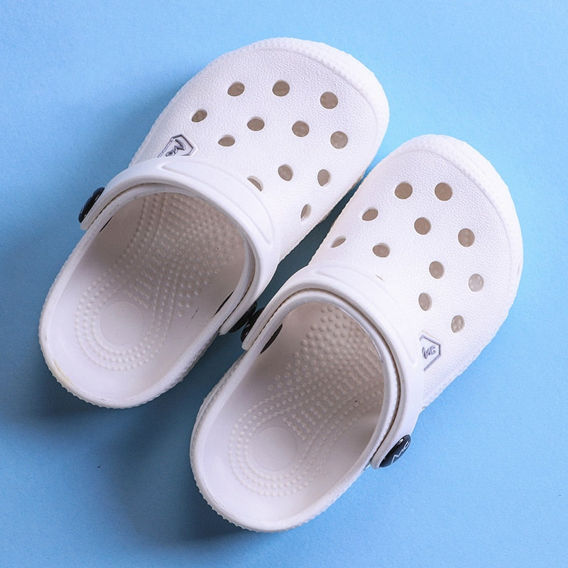 Summer Kids Clogs Shoes for Boys & Girls Solid Light Non Slip Children Indoor & Beach Slippers Sandals