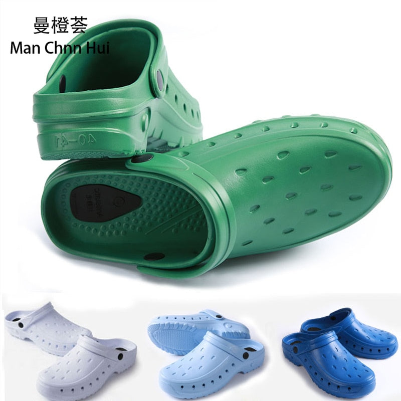 Men summer white Anti-static medical surgical shoes nursing clogs operating room cleaning shoes medical slippers