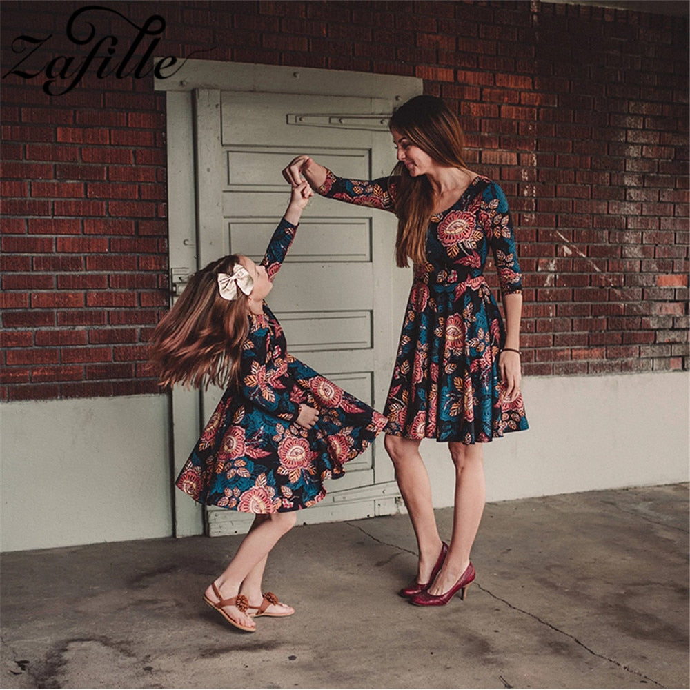 Family Matching Clothes Three Quarter Spring Floral Mini Mother & Daughter Matching Dresses