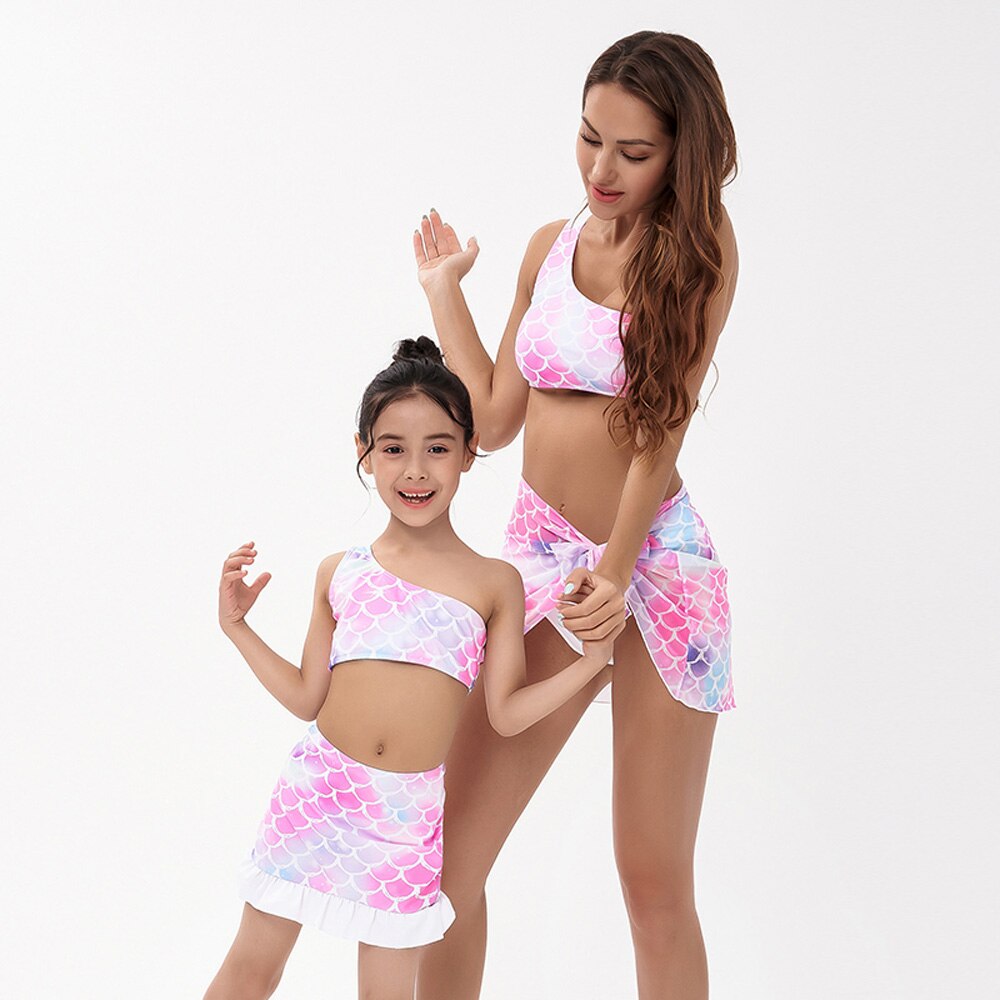 Mommy and Me Swimsuit 2022 Summer Mother Daughter Family Look Bikini Mother Kids Girl Beach Swimwears