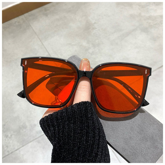 Classic Vintage Square Sunglasses for Women.