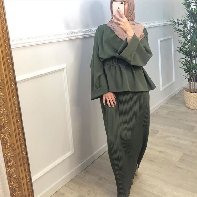 Eid Ramadan Two Piece Matching Outfit Muslim Sets Women Fashion Tops Belted Dress Pleated Skirt Suit Islam Dubai Turkey Clothing