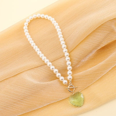 Retro Love Pearl Necklace - Fashion Pendant for Women