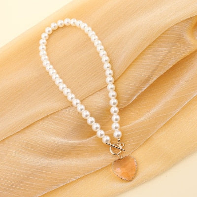 Retro Love Pearl Necklace - Fashion Pendant for Women