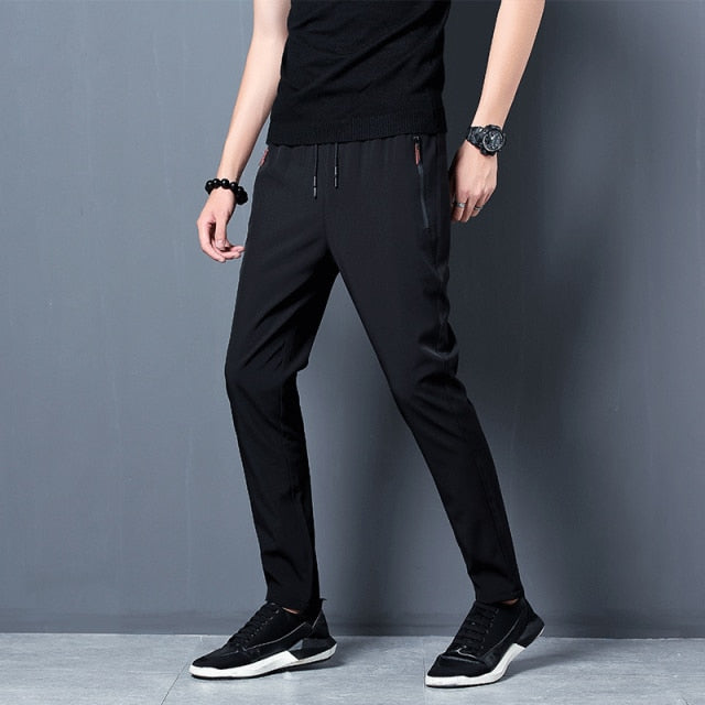 Men's Breathable and Elastic Casual Fleece Outdoor Sweatpants.