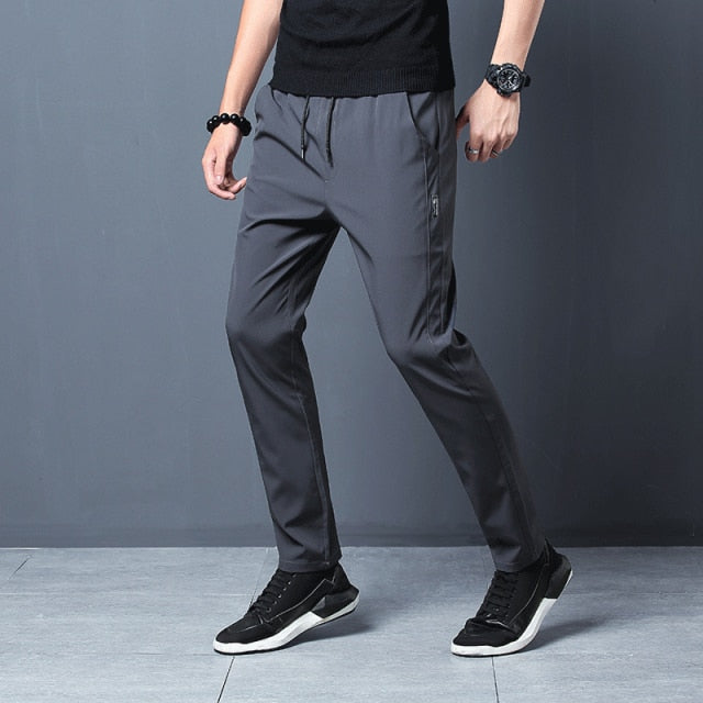 Men's Breathable and Elastic Casual Fleece Outdoor Sweatpants.