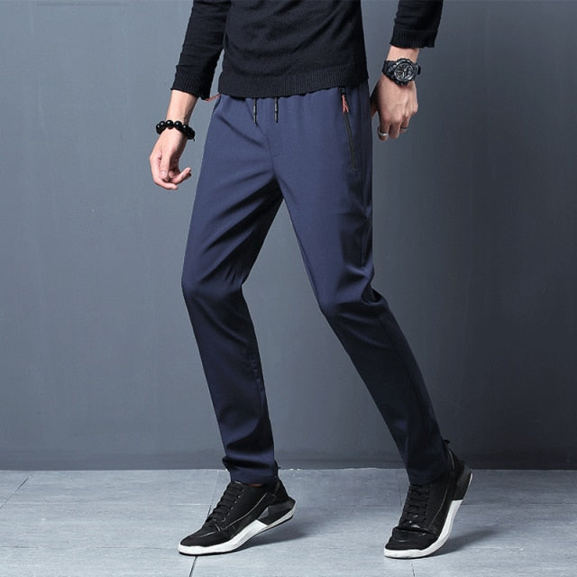 Men's Breathable and Elastic Casual Fleece Outdoor Sweatpants.