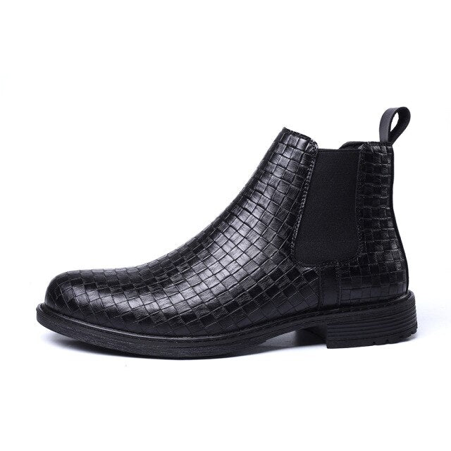 2022 New Fashion Low Cut Crocodile Pattern Leather Suit Boots Mens Slip-on Business Botas Male Solid Color Formal Dress Shoes