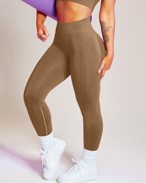 Seamless Women Yoga Set Sportswear High Waist Hip lift Legging